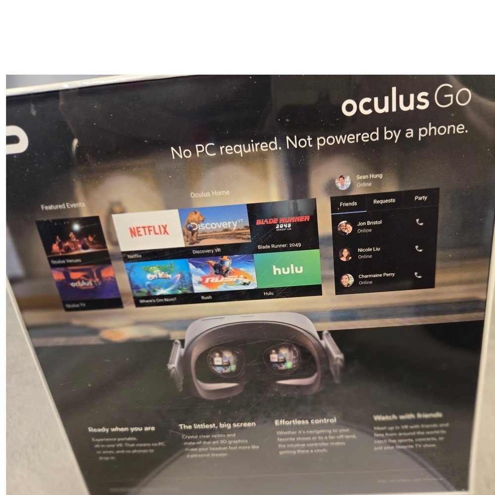 Oculus Go 32GB All-in-One VR Headset White with Casematix Hard Travel Case - Picture 7 of 11